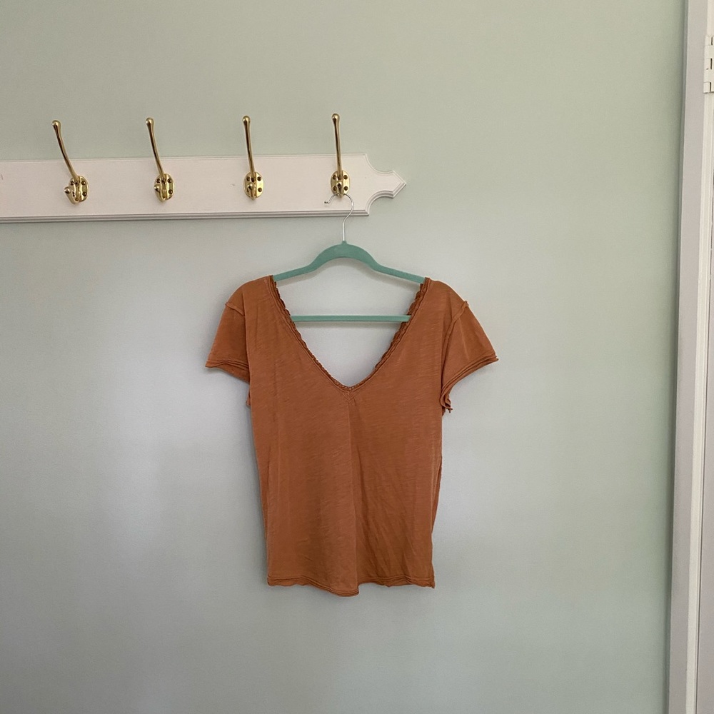 NWOT!! Free People deep V and open back lace detail top